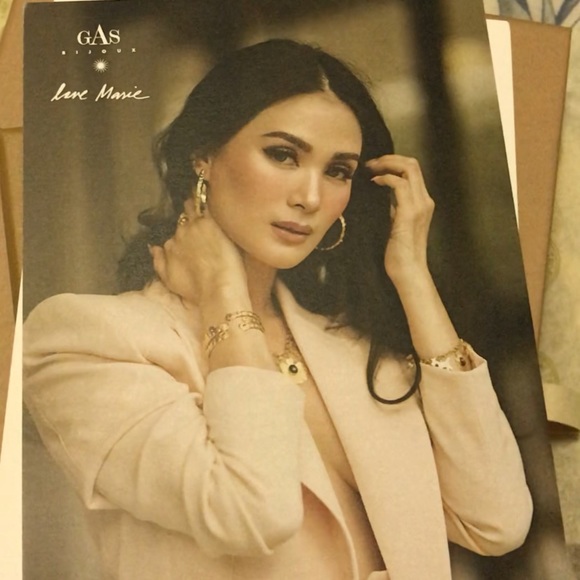 Gas Bijoux Locked Heart Padlock Necklace 24-karat Yellow Gold Plated Brass - Picture 9 of 12